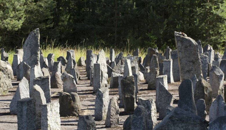 Visit to Treblinka<span> with private guide & transport</span> - 3 - Wroclaw Tours